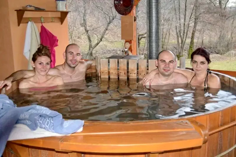 Korond Szállás | Kulcsosház (K0778-31) A kép szerzői jogvédelem alatt állhat. Javasolt a kapcsolatfelvétel a jog tulajdonossal. Korond Szállás | Kulcsosház (K0778-31) A kép szerzői jogvédelem alatt állhat. Javasolt a kapcsolatfelvétel a jog tulajdonossal.