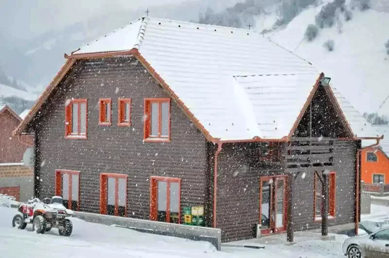 Lunca de Sus Cazare | Motel (K1243-1) Imaginea poate fi supusă drepturilor de autor. Se recomandă contactarea titularului drepturilor.