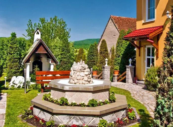 Sepsibükszád Szállás | Motel (K1116-26) A kép szerzői jogvédelem alatt állhat. Javasolt a kapcsolatfelvétel a jog tulajdonossal.