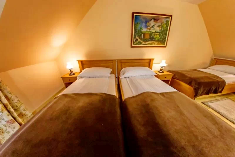 Bixad Cazare | Motel (K1116-56) Imaginea poate fi supusă drepturilor de autor. Se recomandă contactarea titularului drepturilor.