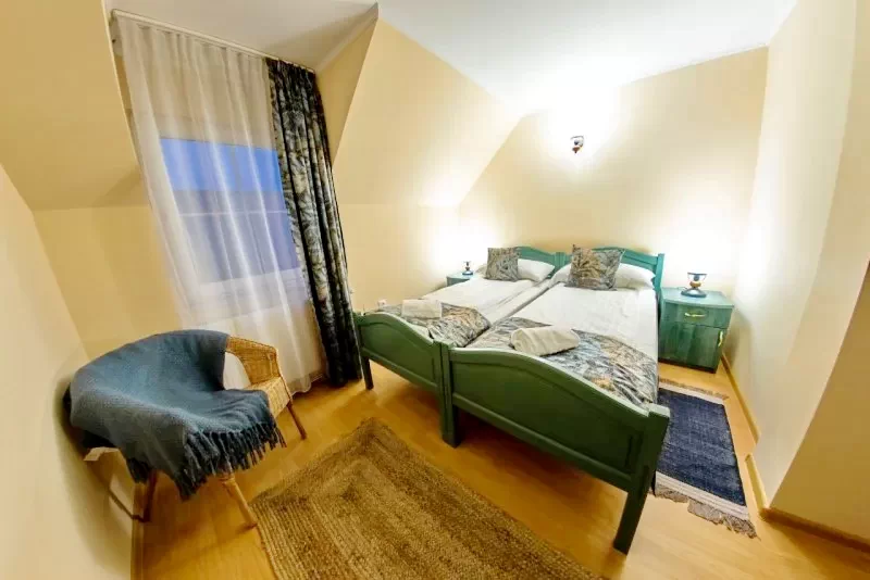 Bixad Cazare | Motel (K1116-88) Imaginea poate fi supusă drepturilor de autor. Se recomandă contactarea titularului drepturilor.