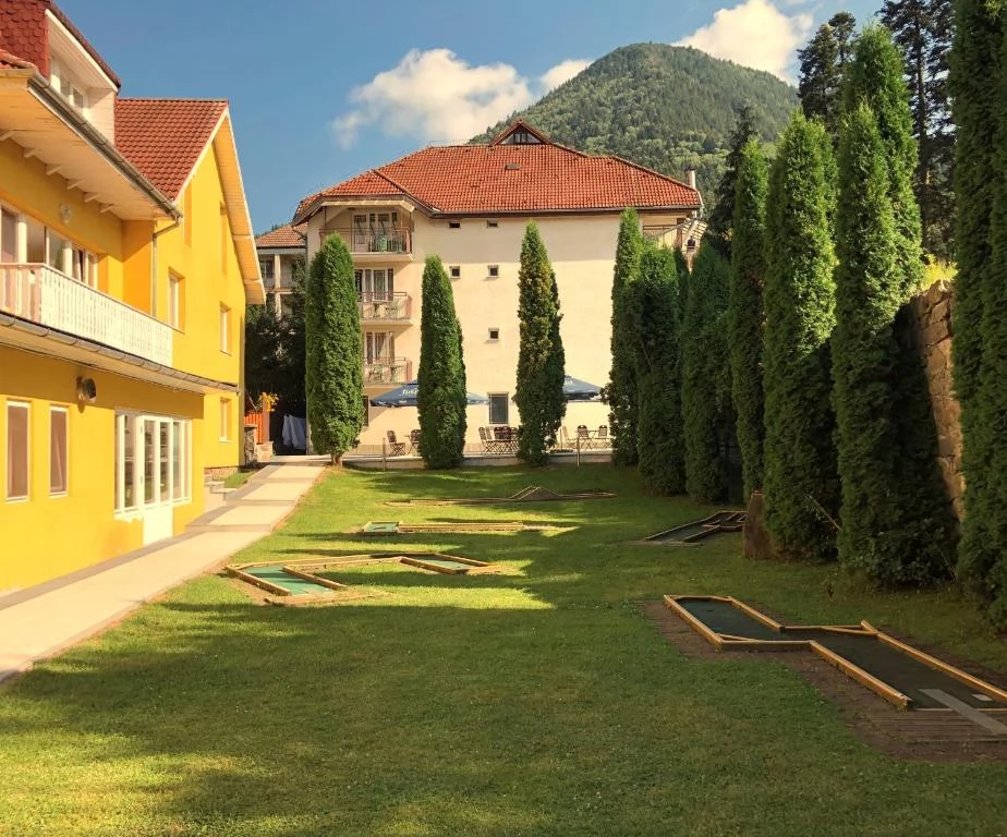 Tusnádfürdő Szállás | Turisztikai panzió (K0590-1) A kép szerzői jogvédelem alatt állhat. Javasolt a kapcsolatfelvétel a jog tulajdonossal.