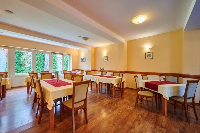 Tusnádfürdő Szállás | Panzió (K0590-3) A kép szerzői jogvédelem alatt állhat. Javasolt a kapcsolatfelvétel a jog tulajdonossal.