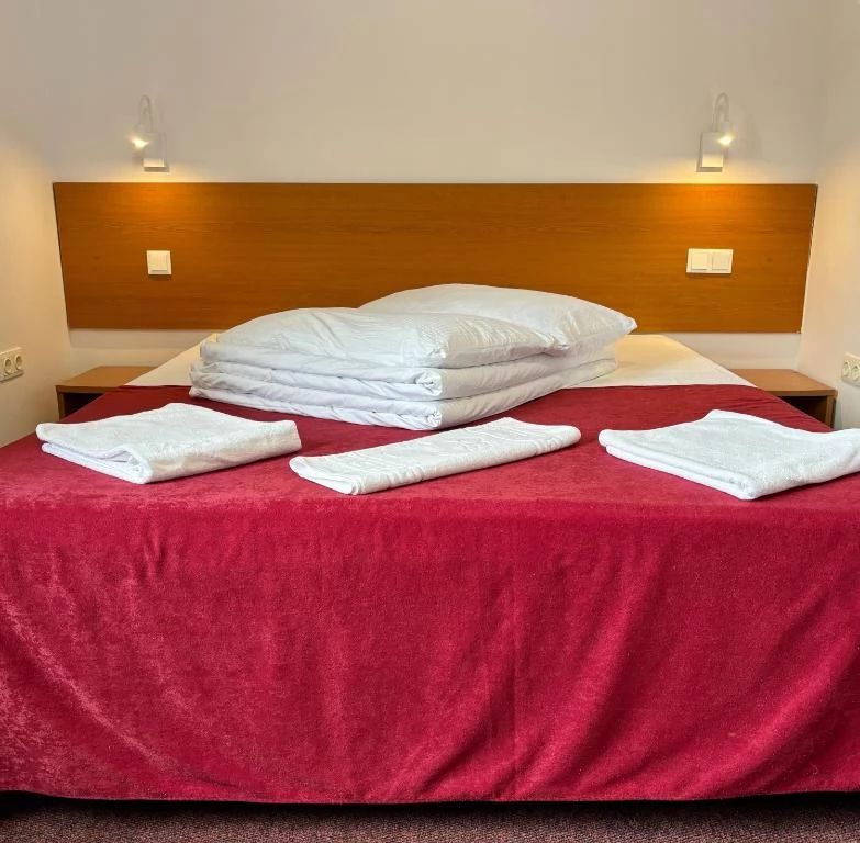 Băile Tușnad Cazare | Motel (K0590-6) Imaginea poate fi supusă drepturilor de autor. Se recomandă contactarea titularului drepturilor.