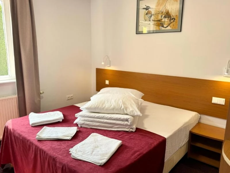 Tusnádfürdő Szállás | Motel (K0590-24) A kép szerzői jogvédelem alatt állhat. Javasolt a kapcsolatfelvétel a jog tulajdonossal.