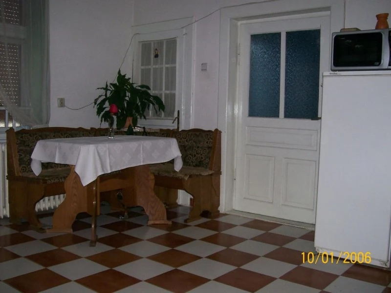 Săcele Cazare | Motel (K0241-14) Imaginea poate fi supusă drepturilor de autor. Se recomandă contactarea titularului drepturilor.