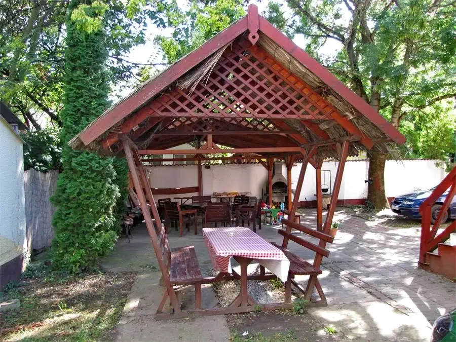 Cazare | Cabană (K0290-9) Imaginea poate fi supusă drepturilor de autor. Se recomandă contactarea titularului drepturilor. Cazare | Cabană (K0290-9) Imaginea poate fi supusă drepturilor de autor. Se recomandă contactarea titularului drepturilor.