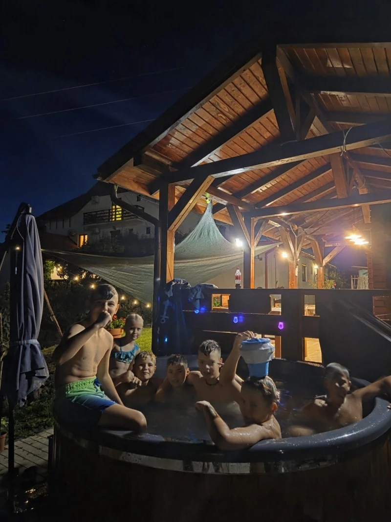 Cehu Silvaniei Cazare | Motel (K0627-4) Imaginea poate fi supusă drepturilor de autor. Se recomandă contactarea titularului drepturilor.