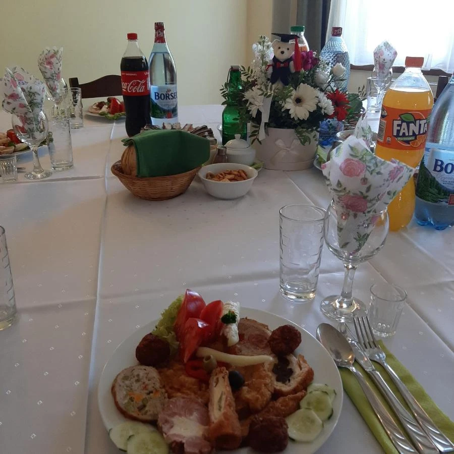 Szilágycseh Szállás | Motel (K0627-27) A kép szerzői jogvédelem alatt állhat. Javasolt a kapcsolatfelvétel a jog tulajdonossal.