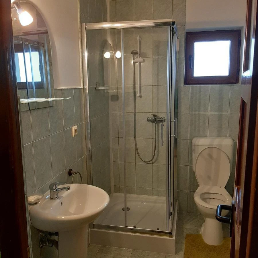 Cehu Silvaniei Cazare | Motel (K0627-33) Imaginea poate fi supusă drepturilor de autor. Se recomandă contactarea titularului drepturilor.