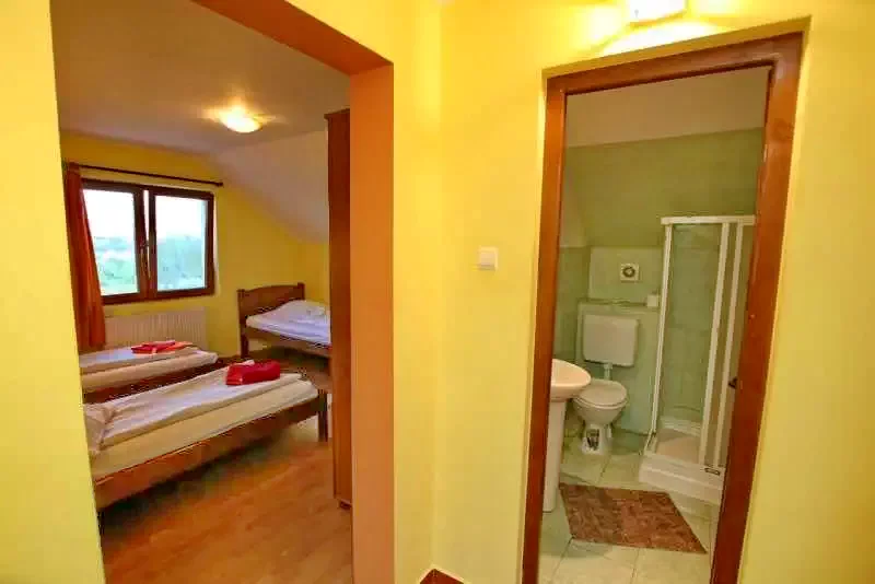 Szilágycseh Szállás | Motel (K0627-34) A kép szerzői jogvédelem alatt állhat. Javasolt a kapcsolatfelvétel a jog tulajdonossal.