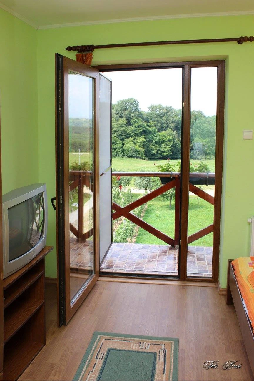 Cehu Silvaniei Cazare | Motel (K0627-45) Imaginea poate fi supusă drepturilor de autor. Se recomandă contactarea titularului drepturilor.