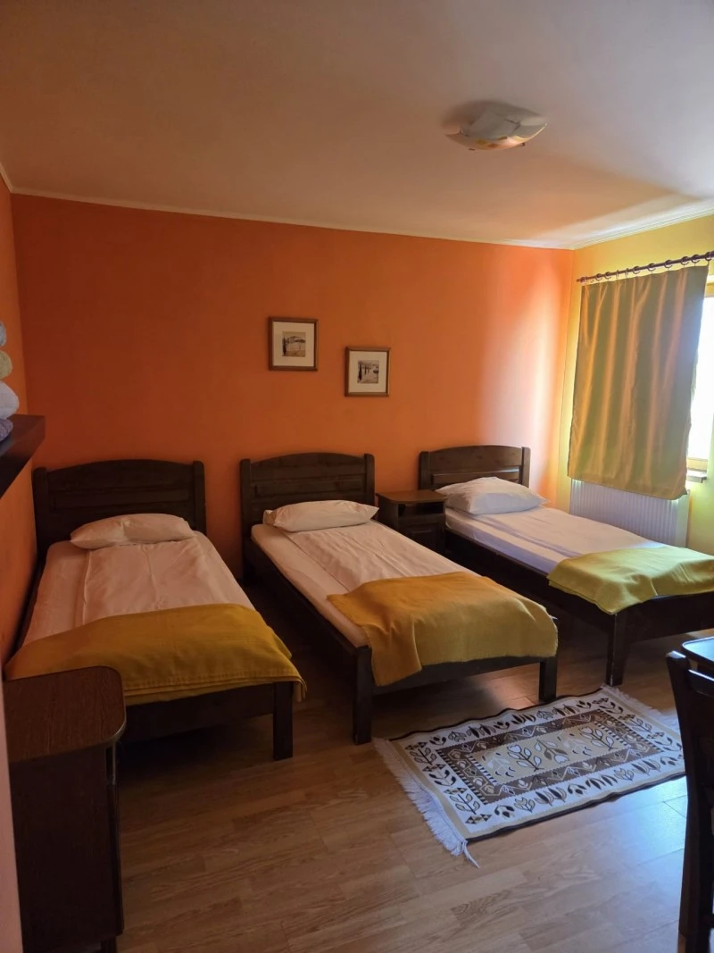 Cehu Silvaniei Cazare | Motel (K0627-73) Imaginea poate fi supusă drepturilor de autor. Se recomandă contactarea titularului drepturilor.