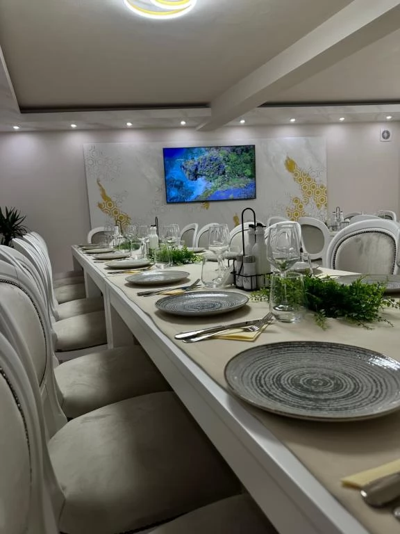 Kiskoh Szállás | Panzió (K1469-36) A kép szerzői jogvédelem alatt állhat. Javasolt a kapcsolatfelvétel a jog tulajdonossal. Kiskoh Szállás | Panzió (K1469-36) A kép szerzői jogvédelem alatt állhat. Javasolt a kapcsolatfelvétel a jog tulajdonossal.