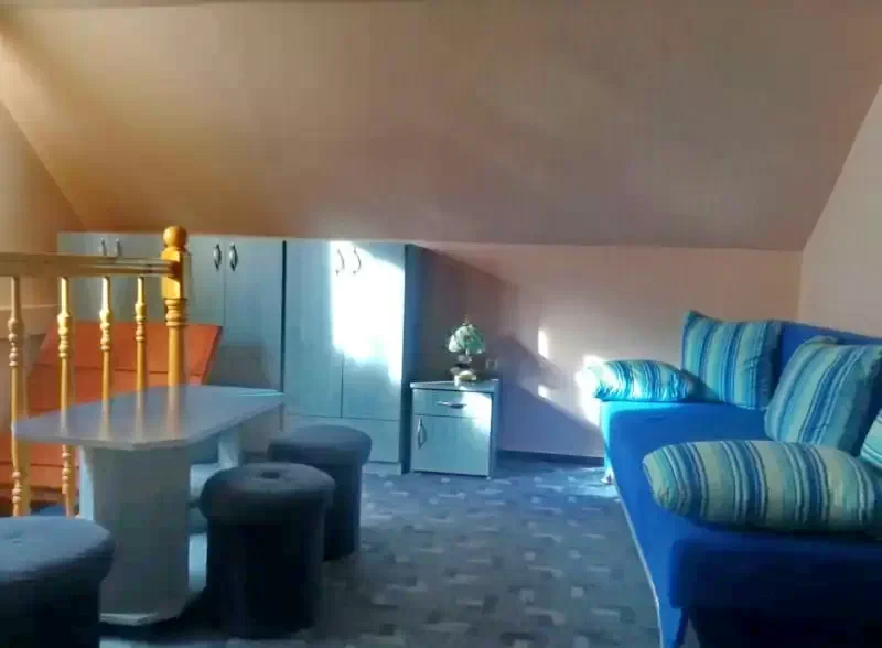 Hargitafürdő Szállás | Üdülőfalu (K0280-7) A kép szerzői jogvédelem alatt állhat. Javasolt a kapcsolatfelvétel a jog tulajdonossal.