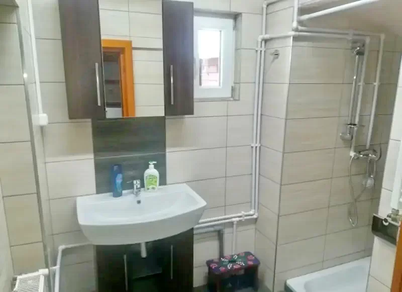 Hargitafürdő Szállás | Kulcsosház (K0280-8) A kép szerzői jogvédelem alatt állhat. Javasolt a kapcsolatfelvétel a jog tulajdonossal. Hargitafürdő Szállás | Kulcsosház (K0280-8) A kép szerzői jogvédelem alatt állhat. Javasolt a kapcsolatfelvétel a jog tulajdonossal.