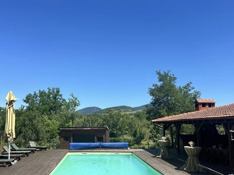 Sasca Montană Cazare | Motel (K1271-46) Imaginea poate fi supusă drepturilor de autor. Se recomandă contactarea titularului drepturilor.