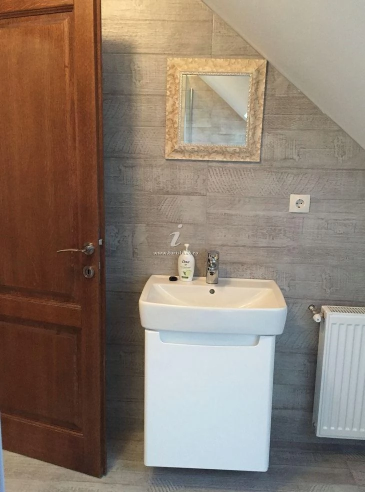 Șelimbăr Cazare | Sat de vacanță (K0422-13) Imaginea poate fi supusă drepturilor de autor. Se recomandă contactarea titularului drepturilor.