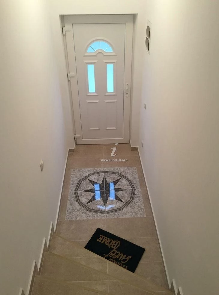 Șelimbăr Cazare | Cabană (K0422-17) Imaginea poate fi supusă drepturilor de autor. Se recomandă contactarea titularului drepturilor.