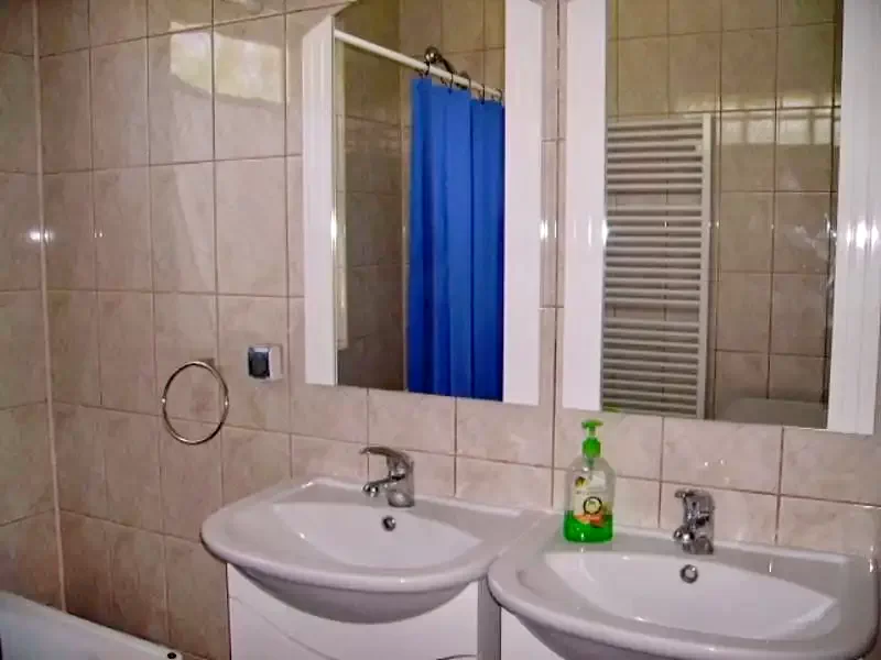 Mădăraș Cazare | Cabană (K0555-8) Imaginea poate fi supusă drepturilor de autor. Se recomandă contactarea titularului drepturilor. Mădăraș Cazare | Cabană (K0555-8) Imaginea poate fi supusă drepturilor de autor. Se recomandă contactarea titularului drepturilor.