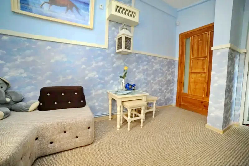 Săcele Cazare | Camping / Popas turistic (K0707-11) Imaginea poate fi supusă drepturilor de autor. Se recomandă contactarea titularului drepturilor.