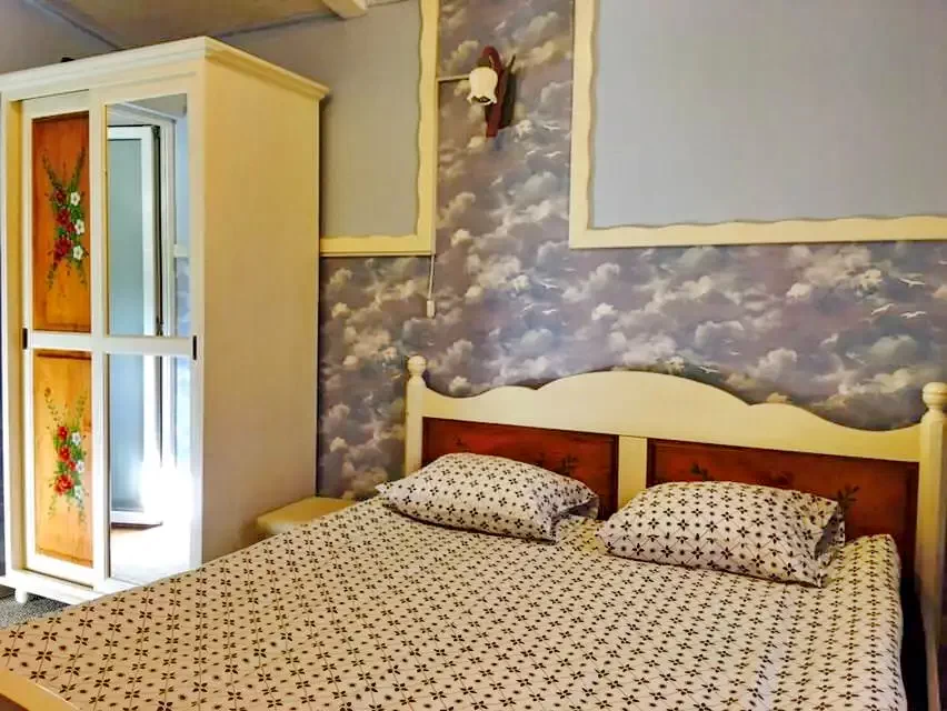 Négyfalu Szállás | Villa (K0707-12) A kép szerzői jogvédelem alatt állhat. Javasolt a kapcsolatfelvétel a jog tulajdonossal. Négyfalu Szállás | Villa (K0707-12) A kép szerzői jogvédelem alatt állhat. Javasolt a kapcsolatfelvétel a jog tulajdonossal.