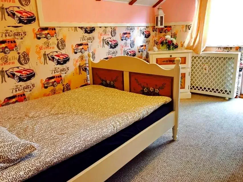 Négyfalu Szállás | Villa (K0707-13) A kép szerzői jogvédelem alatt állhat. Javasolt a kapcsolatfelvétel a jog tulajdonossal. Négyfalu Szállás | Villa (K0707-13) A kép szerzői jogvédelem alatt állhat. Javasolt a kapcsolatfelvétel a jog tulajdonossal.