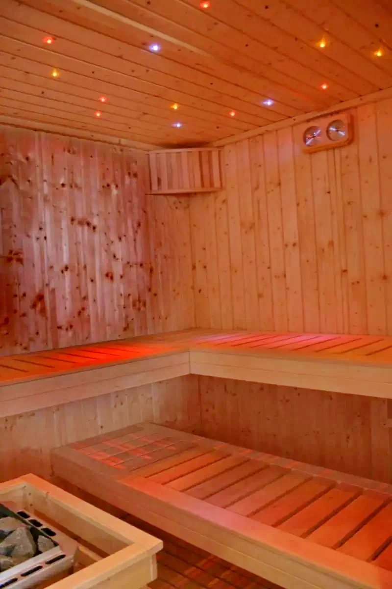 Bicfalău Cazare | Motel (K0646-4) Imaginea poate fi supusă drepturilor de autor. Se recomandă contactarea titularului drepturilor.