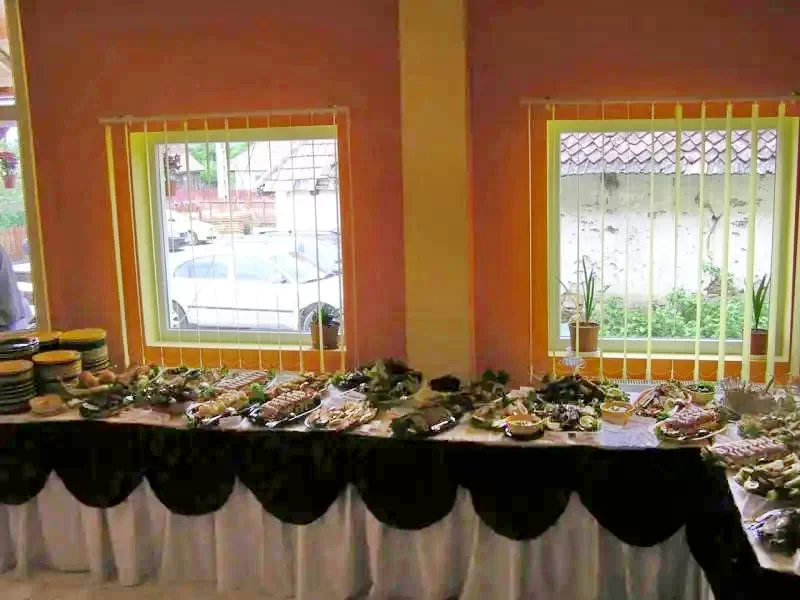 Bicfalău Cazare | Pensiune (K0646-19) Imaginea poate fi supusă drepturilor de autor. Se recomandă contactarea titularului drepturilor. Bicfalău Cazare | Pensiune (K0646-19) Imaginea poate fi supusă drepturilor de autor. Se recomandă contactarea titularului drepturilor.