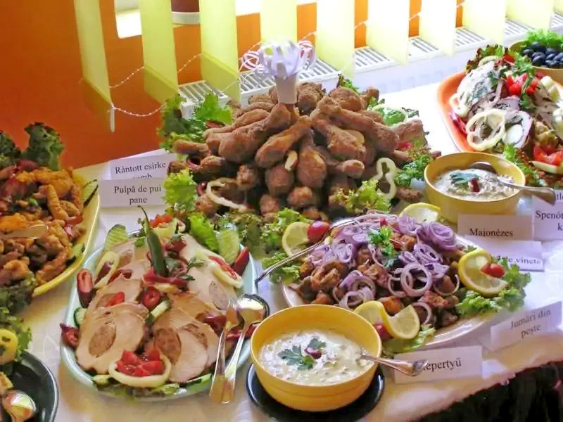 Bicfalău Cazare | Motel (K0646-33) Imaginea poate fi supusă drepturilor de autor. Se recomandă contactarea titularului drepturilor.