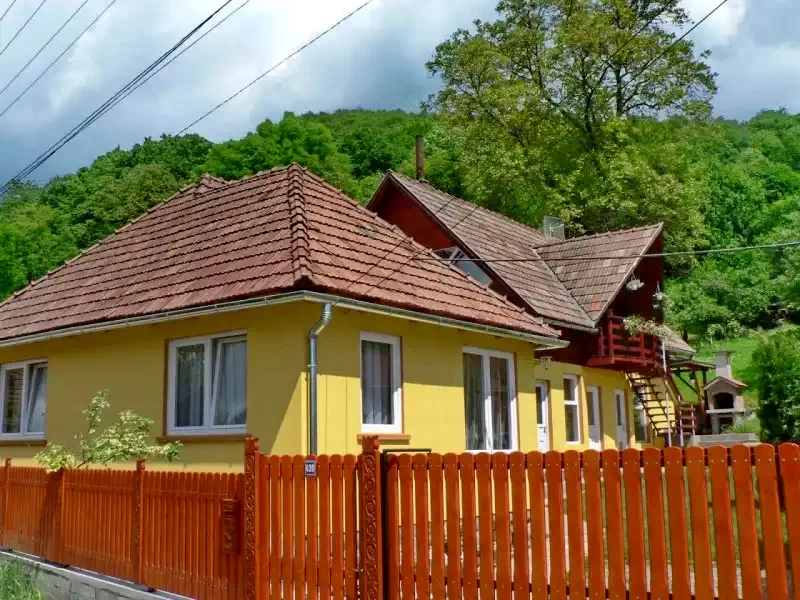 Parajd Szállás | Kulcsosház (K0293-9) A kép szerzői jogvédelem alatt állhat. Javasolt a kapcsolatfelvétel a jog tulajdonossal. Parajd Szállás | Kulcsosház (K0293-9) A kép szerzői jogvédelem alatt állhat. Javasolt a kapcsolatfelvétel a jog tulajdonossal.