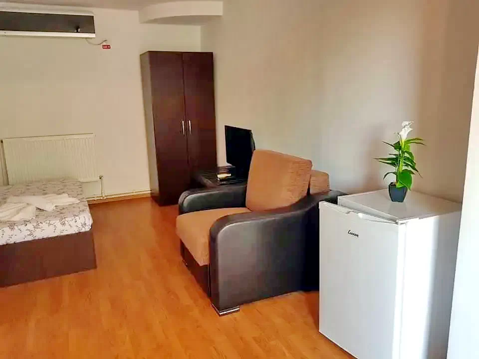 Corbu Cazare | Sat de vacanță (K0435-16) Imaginea poate fi supusă drepturilor de autor. Se recomandă contactarea titularului drepturilor.