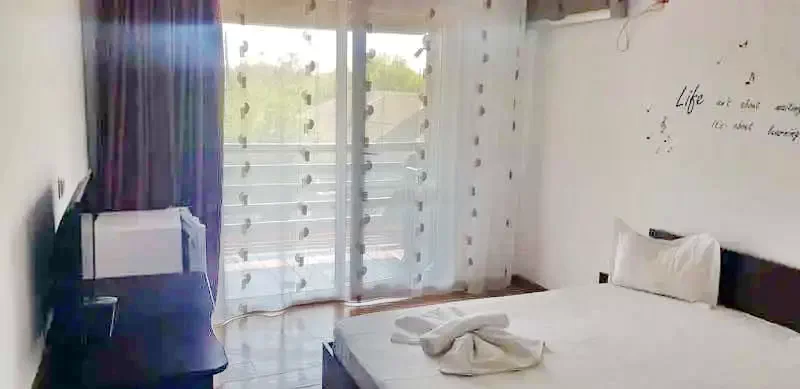 Corbu Cazare | Sat de vacanță (K0435-28) Imaginea poate fi supusă drepturilor de autor. Se recomandă contactarea titularului drepturilor.