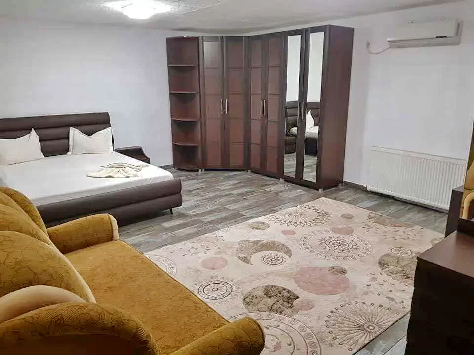 Corbu Cazare | Cabană (K0435-46) Imaginea poate fi supusă drepturilor de autor. Se recomandă contactarea titularului drepturilor. Corbu Cazare | Cabană (K0435-46) Imaginea poate fi supusă drepturilor de autor. Se recomandă contactarea titularului drepturilor.