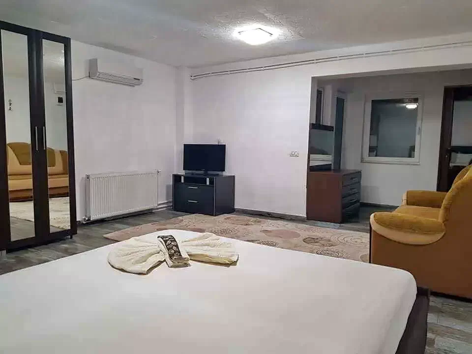 Corbu Cazare | Cabană (K0435-47) Imaginea poate fi supusă drepturilor de autor. Se recomandă contactarea titularului drepturilor. Corbu Cazare | Cabană (K0435-47) Imaginea poate fi supusă drepturilor de autor. Se recomandă contactarea titularului drepturilor.