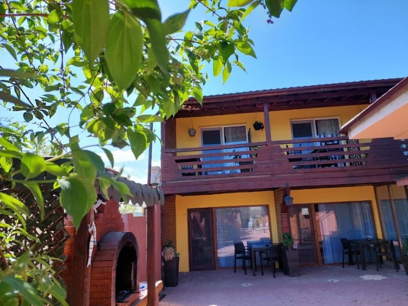  Szállás | Üdülőfalu (K0435-69) A kép szerzői jogvédelem alatt állhat. Javasolt a kapcsolatfelvétel a jog tulajdonossal.