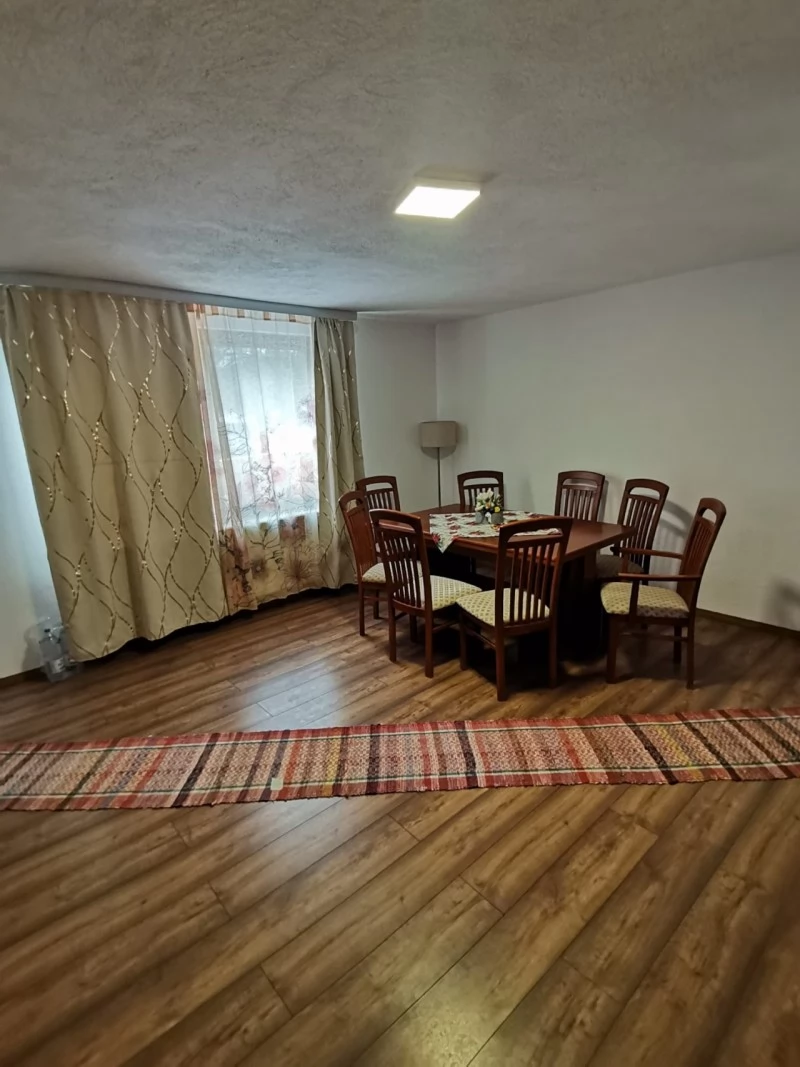 Marosfő Szállás | Kulcsosház (K1500-2) A kép szerzői jogvédelem alatt állhat. Javasolt a kapcsolatfelvétel a jog tulajdonossal. Marosfő Szállás | Kulcsosház (K1500-2) A kép szerzői jogvédelem alatt állhat. Javasolt a kapcsolatfelvétel a jog tulajdonossal.