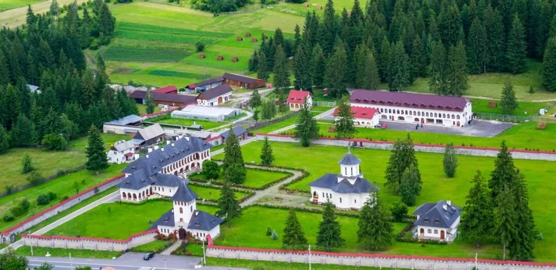 Marosfő Szállás | Kulcsosház (K1500-12) A kép szerzői jogvédelem alatt állhat. Javasolt a kapcsolatfelvétel a jog tulajdonossal. Marosfő Szállás | Kulcsosház (K1500-12) A kép szerzői jogvédelem alatt állhat. Javasolt a kapcsolatfelvétel a jog tulajdonossal.