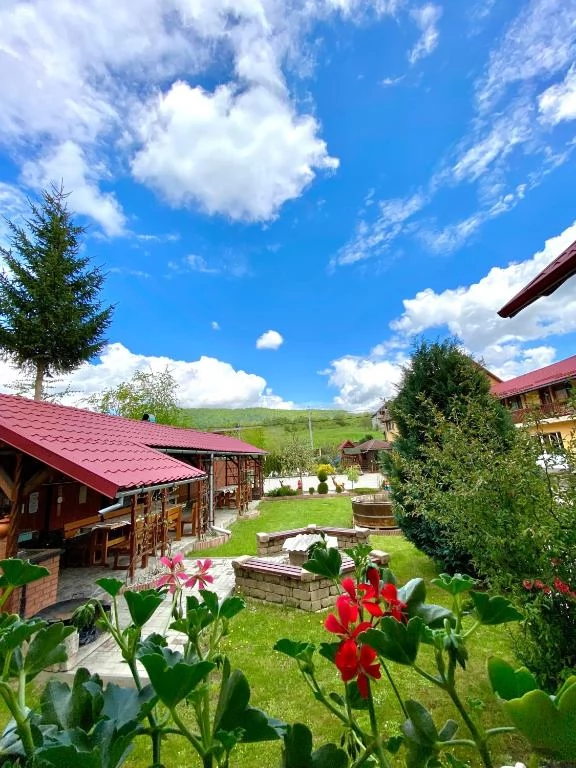 Corund Cazare | Cabană (K0412-2) Imaginea poate fi supusă drepturilor de autor. Se recomandă contactarea titularului drepturilor. Corund Cazare | Cabană (K0412-2) Imaginea poate fi supusă drepturilor de autor. Se recomandă contactarea titularului drepturilor.