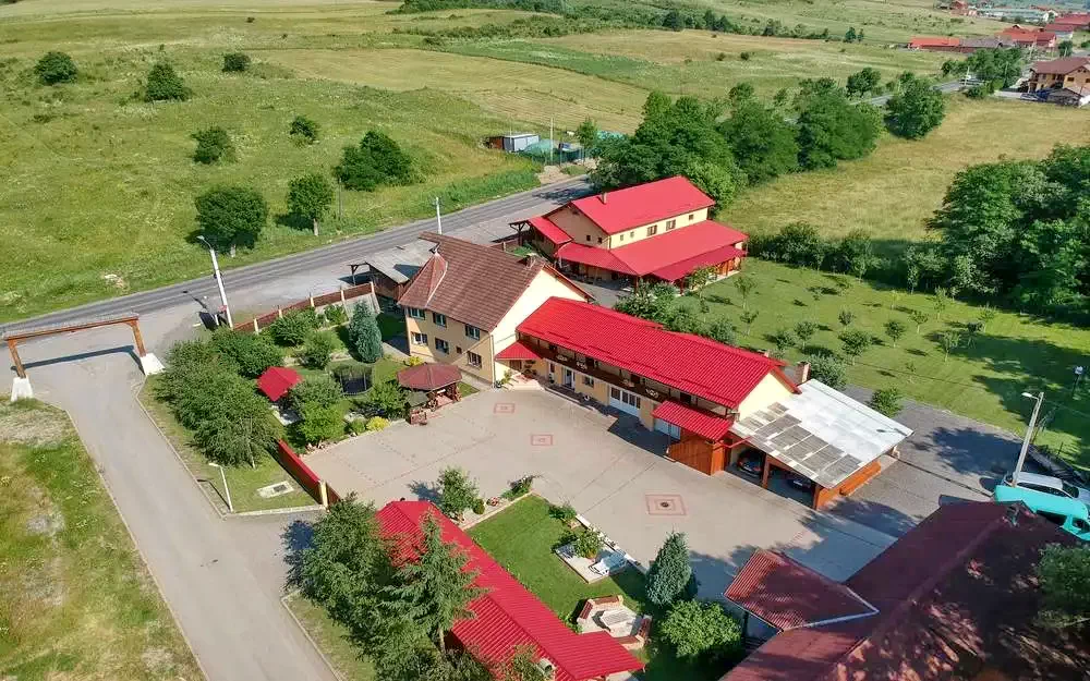 Korond Szállás | Kulcsosház (K0412-7) A kép szerzői jogvédelem alatt állhat. Javasolt a kapcsolatfelvétel a jog tulajdonossal.