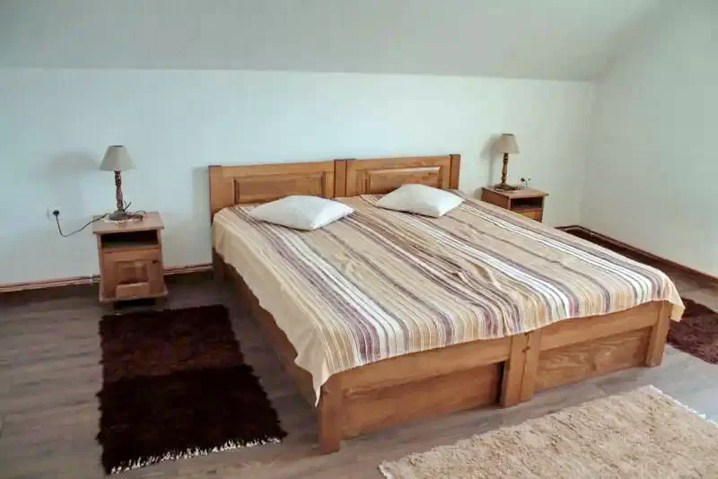 Székelyderzs Szállás | Kulcsosház (K0600-6) A kép szerzői jogvédelem alatt állhat. Javasolt a kapcsolatfelvétel a jog tulajdonossal. Székelyderzs Szállás | Kulcsosház (K0600-6) A kép szerzői jogvédelem alatt állhat. Javasolt a kapcsolatfelvétel a jog tulajdonossal.