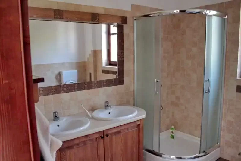 Székelyderzs Szállás | Kulcsosház (K0600-8) A kép szerzői jogvédelem alatt állhat. Javasolt a kapcsolatfelvétel a jog tulajdonossal. Székelyderzs Szállás | Kulcsosház (K0600-8) A kép szerzői jogvédelem alatt állhat. Javasolt a kapcsolatfelvétel a jog tulajdonossal.