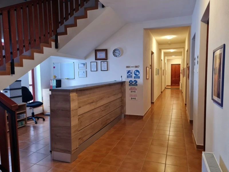 Ivó Szállás | Hotel**** (K1571-2) A kép szerzői jogvédelem alatt állhat. Javasolt a kapcsolatfelvétel a jog tulajdonossal.