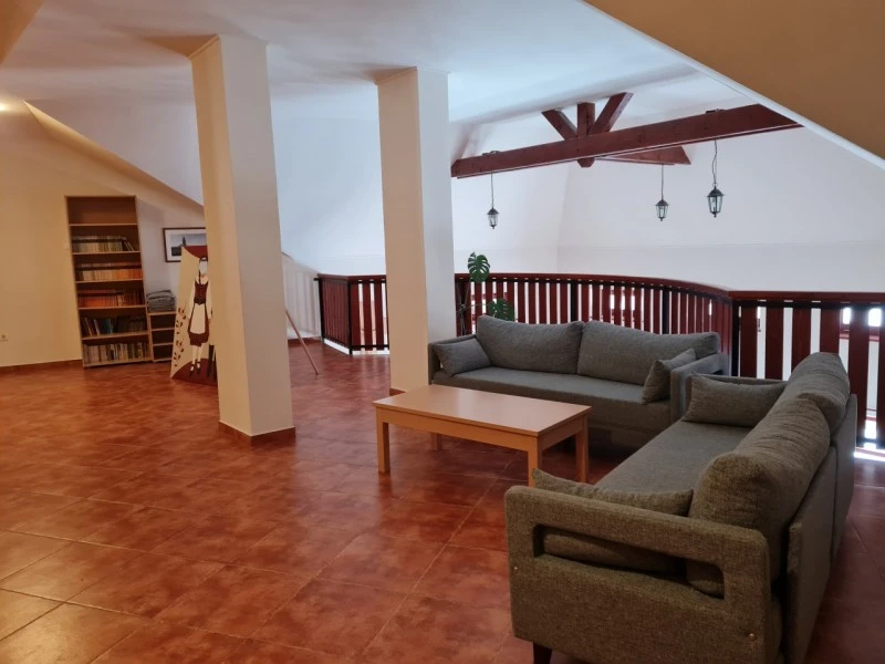 Ivó Szállás | Hotel**** (K1571-4) A kép szerzői jogvédelem alatt állhat. Javasolt a kapcsolatfelvétel a jog tulajdonossal.