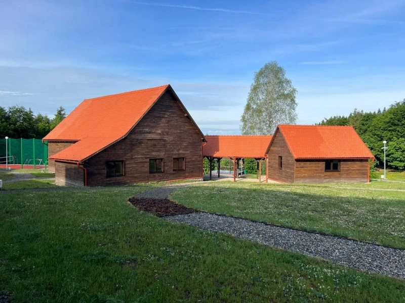 Ivó Szállás | Hotel**** (K1571-7) A kép szerzői jogvédelem alatt állhat. Javasolt a kapcsolatfelvétel a jog tulajdonossal.