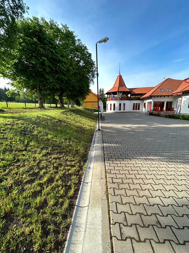 Ivó Szállás | Hotel**** (K1571-12) A kép szerzői jogvédelem alatt állhat. Javasolt a kapcsolatfelvétel a jog tulajdonossal.