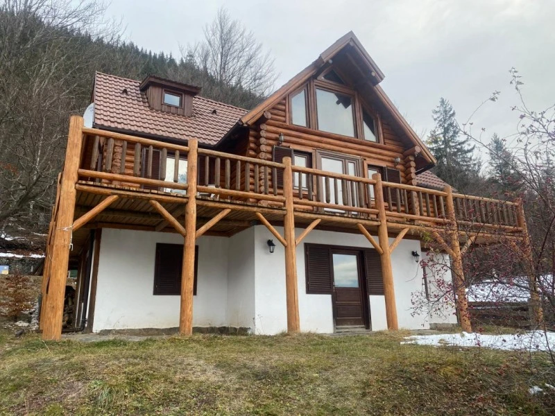 Lacu Roșu Cazare | Vila (K0242-52) Imaginea poate fi supusă drepturilor de autor. Se recomandă contactarea titularului drepturilor.