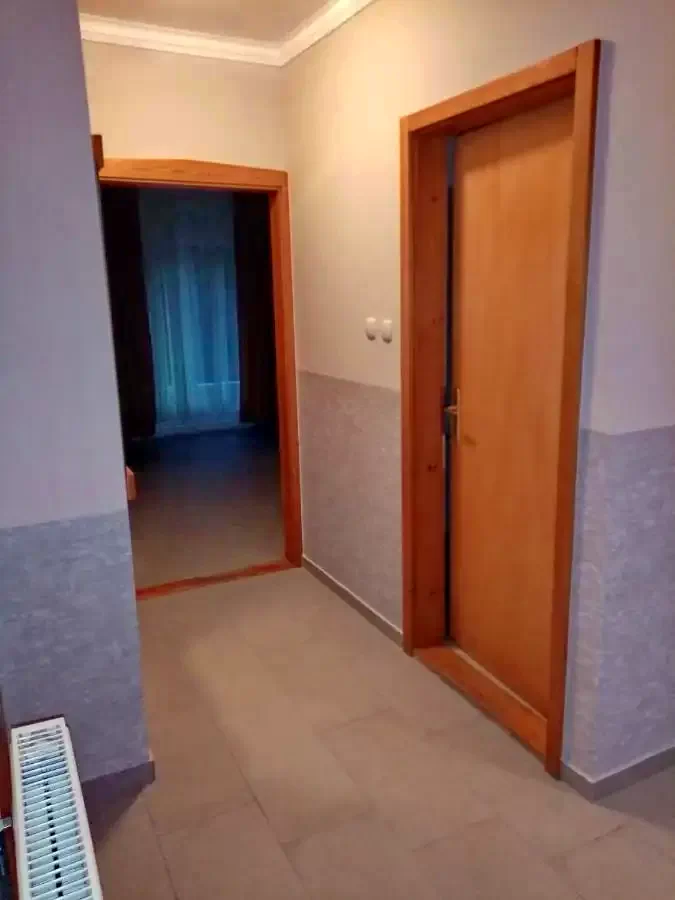  Cazare | Bungalow (K1100-16) Imaginea poate fi supusă drepturilor de autor. Se recomandă contactarea titularului drepturilor.