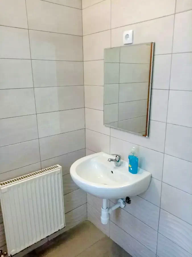  Cazare | Apartament (K1100-33) Imaginea poate fi supusă drepturilor de autor. Se recomandă contactarea titularului drepturilor.