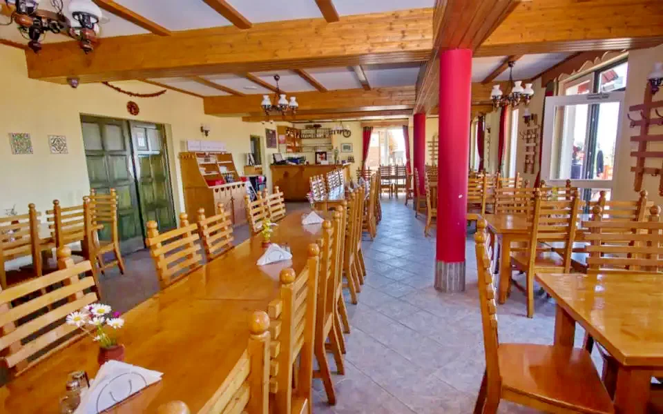 Madarasi Hargita Szállás | Motel (K0740-1) A kép szerzői jogvédelem alatt állhat. Javasolt a kapcsolatfelvétel a jog tulajdonossal.